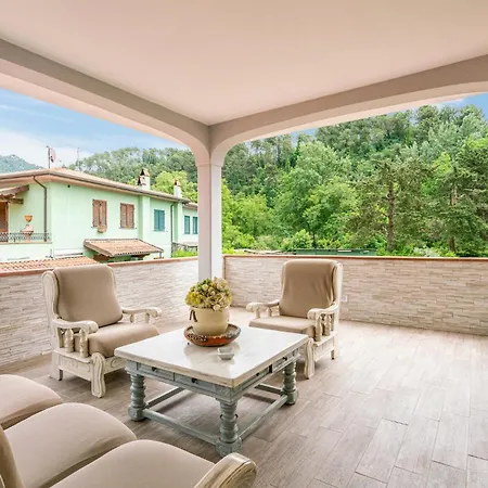 Cristina Holiday home Montemagno (Lucca)