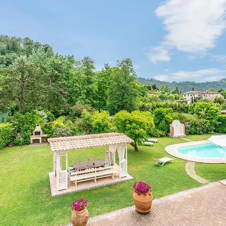 Holiday home Cristina Montemagno (Lucca)